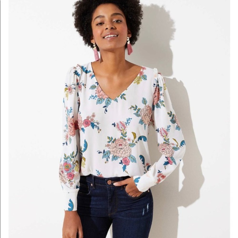 NWT LOFT Floral Print White Blouse Ruffle Long Sleeves L Petite